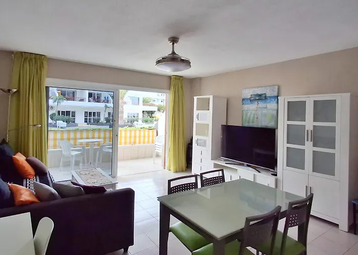 Tagara - 2 Pools, Ocean View, Apartman *